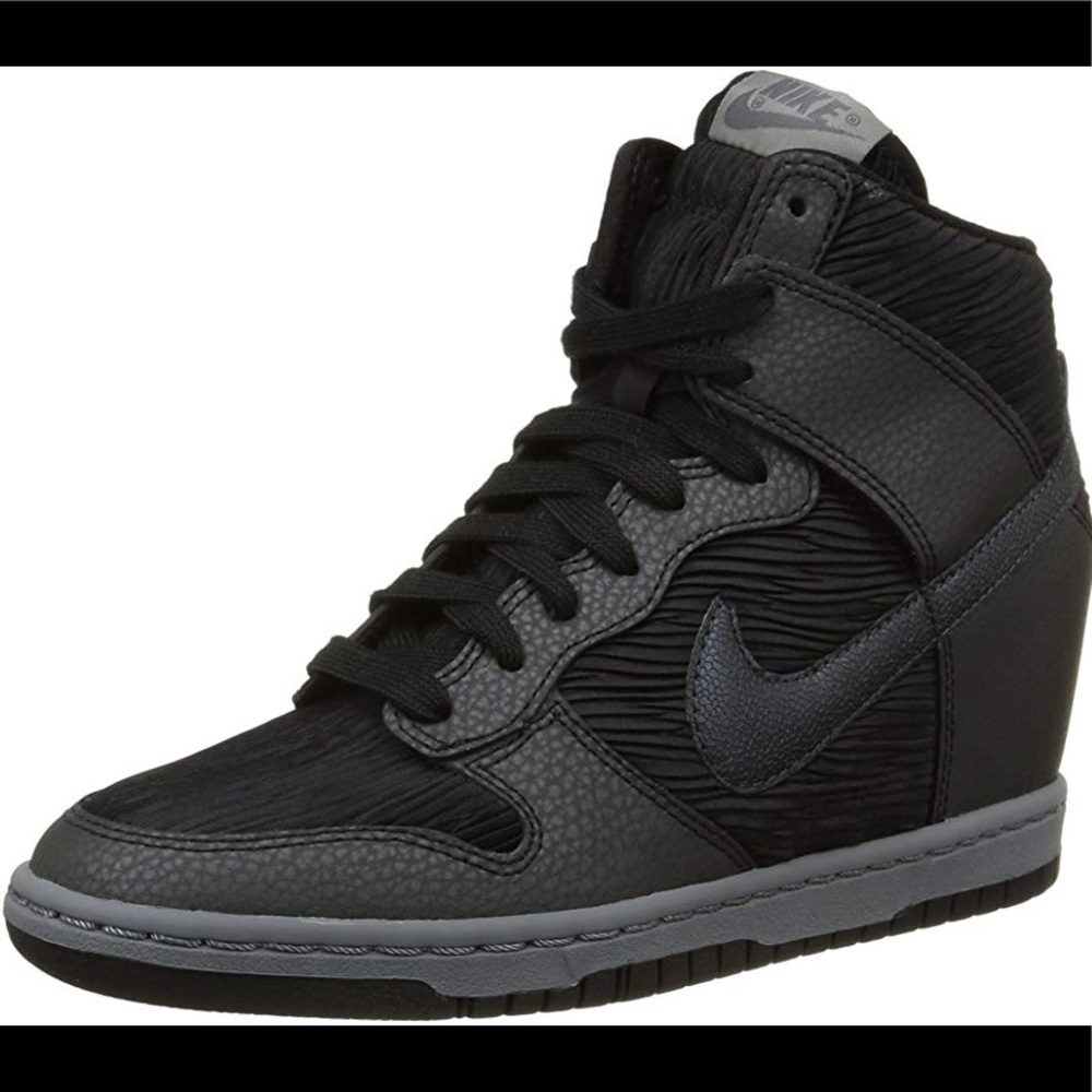 Women’s Nike Dunk Sky Hi in black RARE